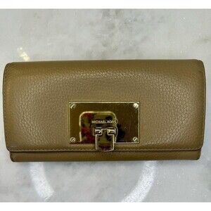 Michael Kors Wallet Womens Camel Leather Channing Bifold CarryAll Clutch